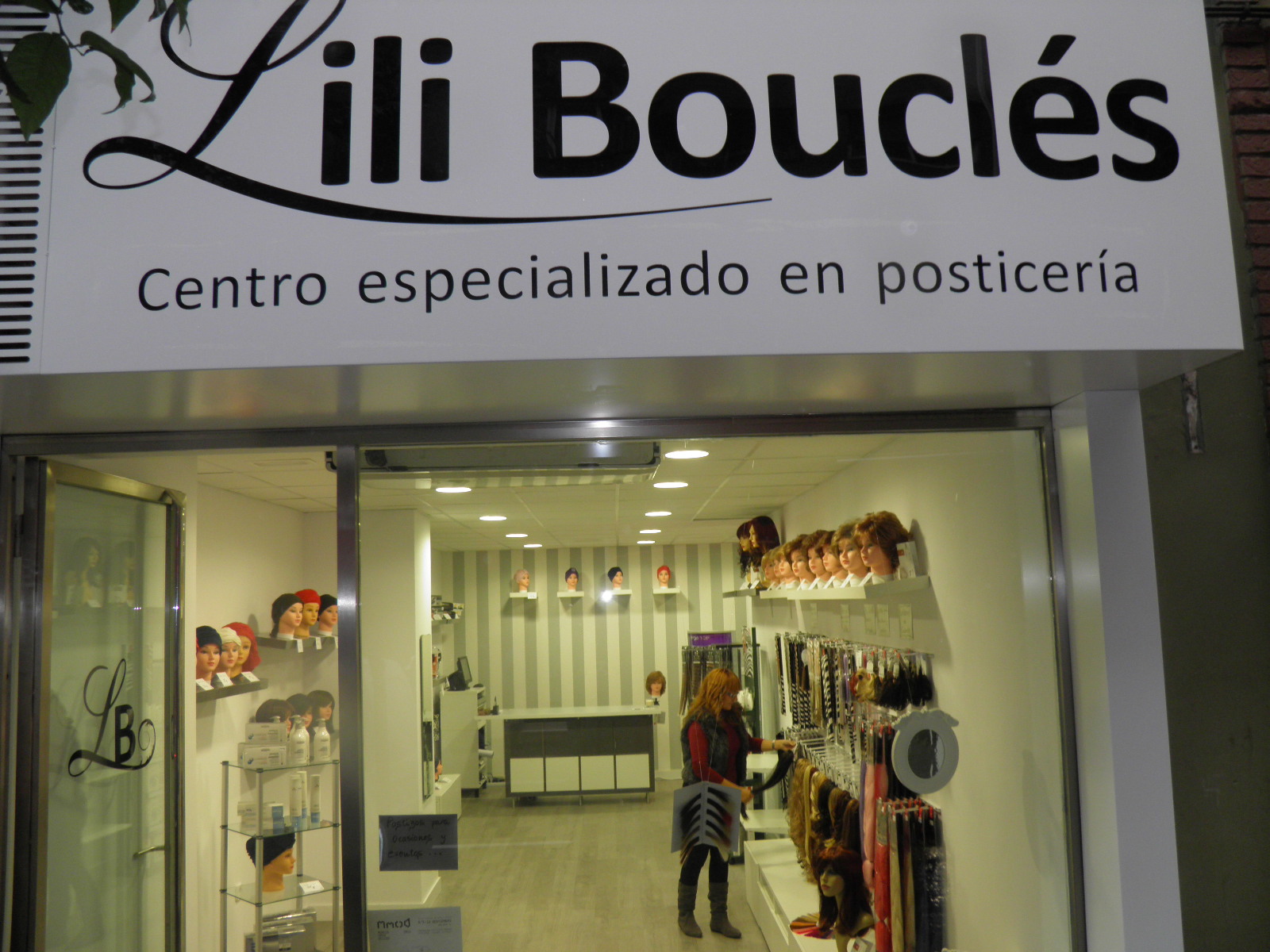 Lili Bouclés entrada tienda